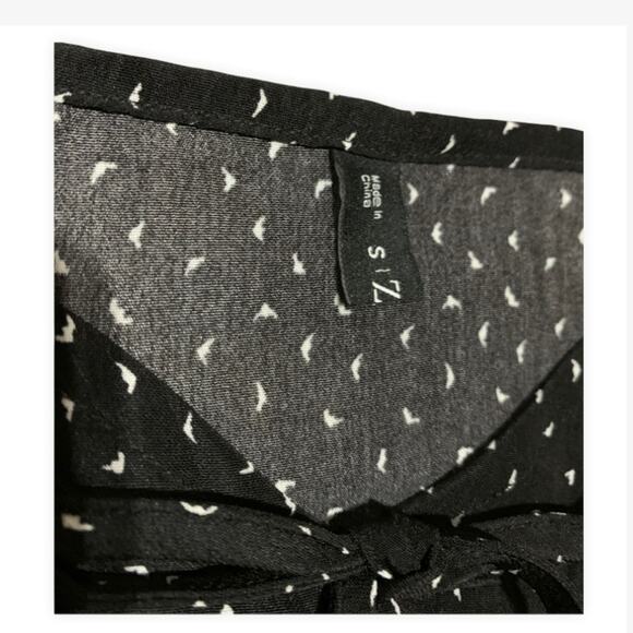 Zaful Black Printed Puff Sleeve Crop Top Size Small - Picture 6 of 8